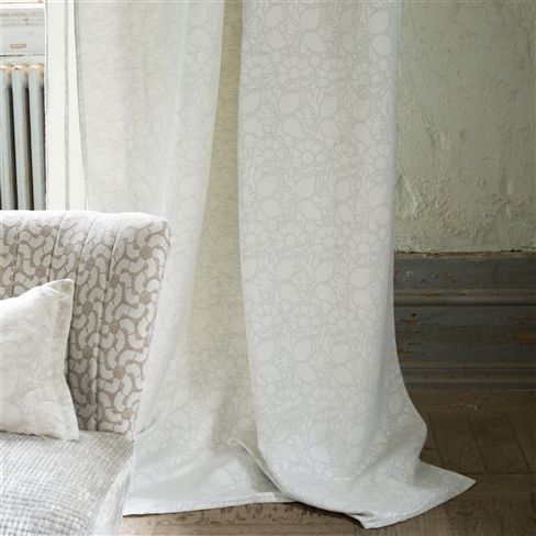 designers-guild-f1969-aulnois